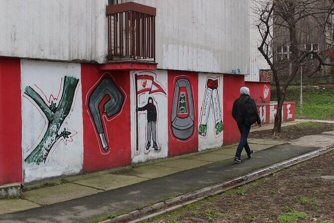 E-Scooter Belgrade Hooligans Tour - Čubura and Vračar: neighborhoods that carry fan identity