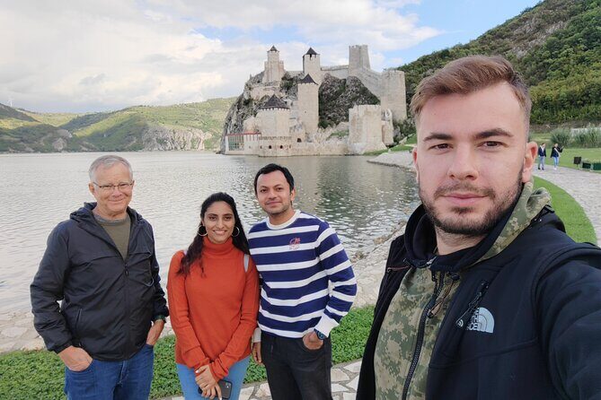 From Belgrade: 3 Danube Fortresses tour - Silver Lake break at Srebrno Jezero: free admission, calm lunch time