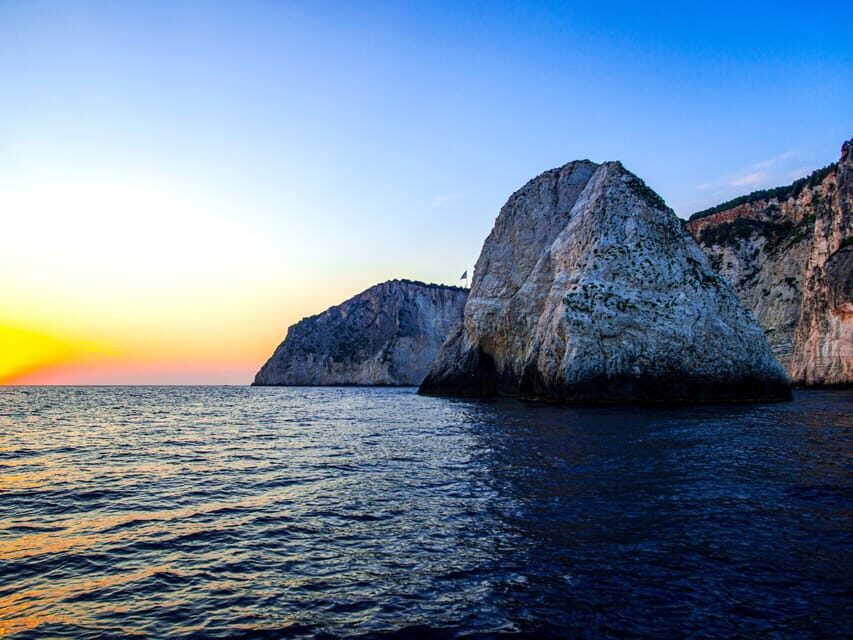 Iron Gate: Golubac fortress, Lepenski vir, boat cruise 1.5h - Iron Gates of the Danube: why this gorge is different