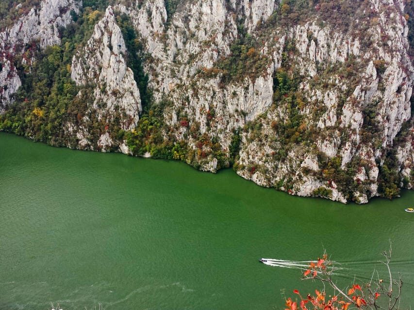 Iron Gate: Golubac fortress, Lepenski vir, boat cruise 1.5h - How the itinerary flows (and where you’ll feel the time)